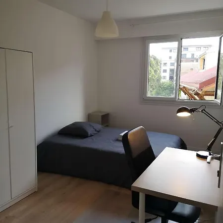 Apartment T4 Renove A Neuf / Vallier Catane / 78m²